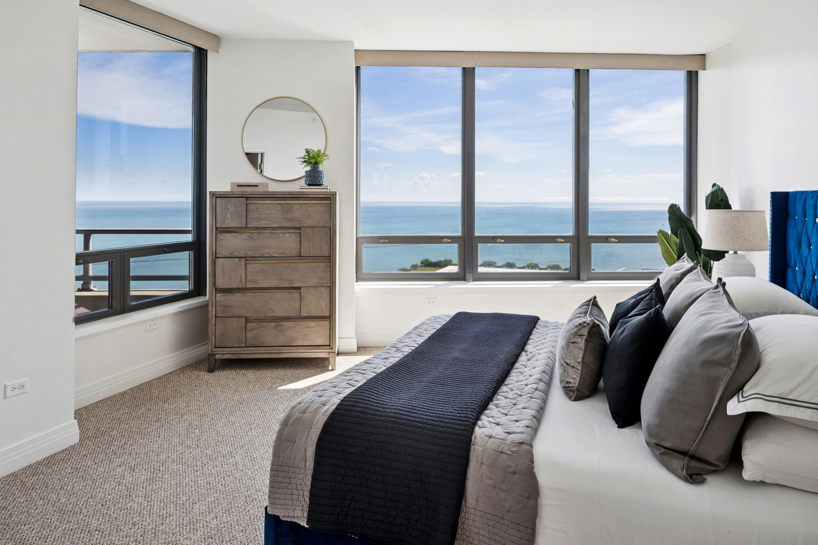 600 N Lake Shore Drive 4211 Property Photo 14