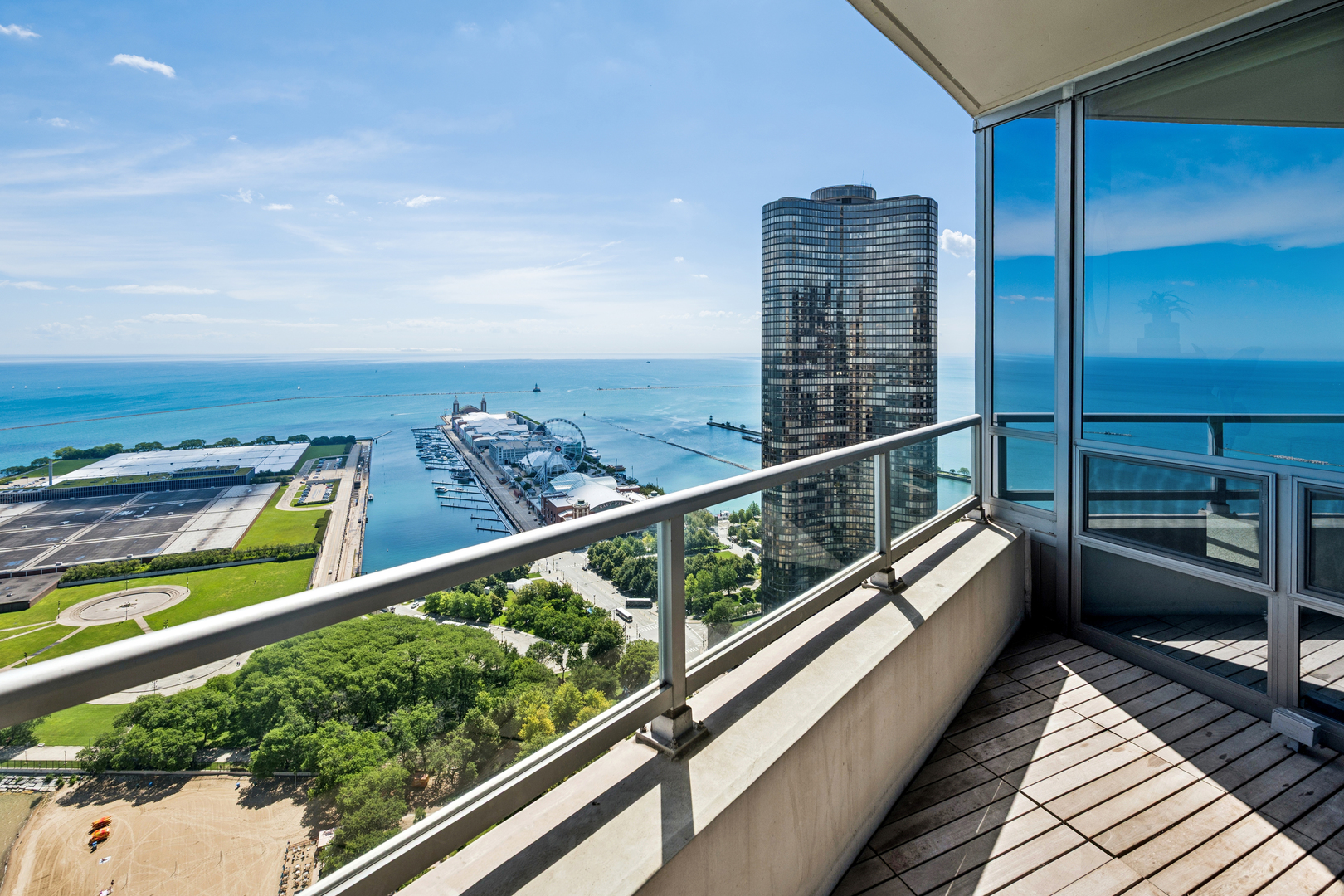 600 N Lake Shore Drive 4211 Property Photo 26