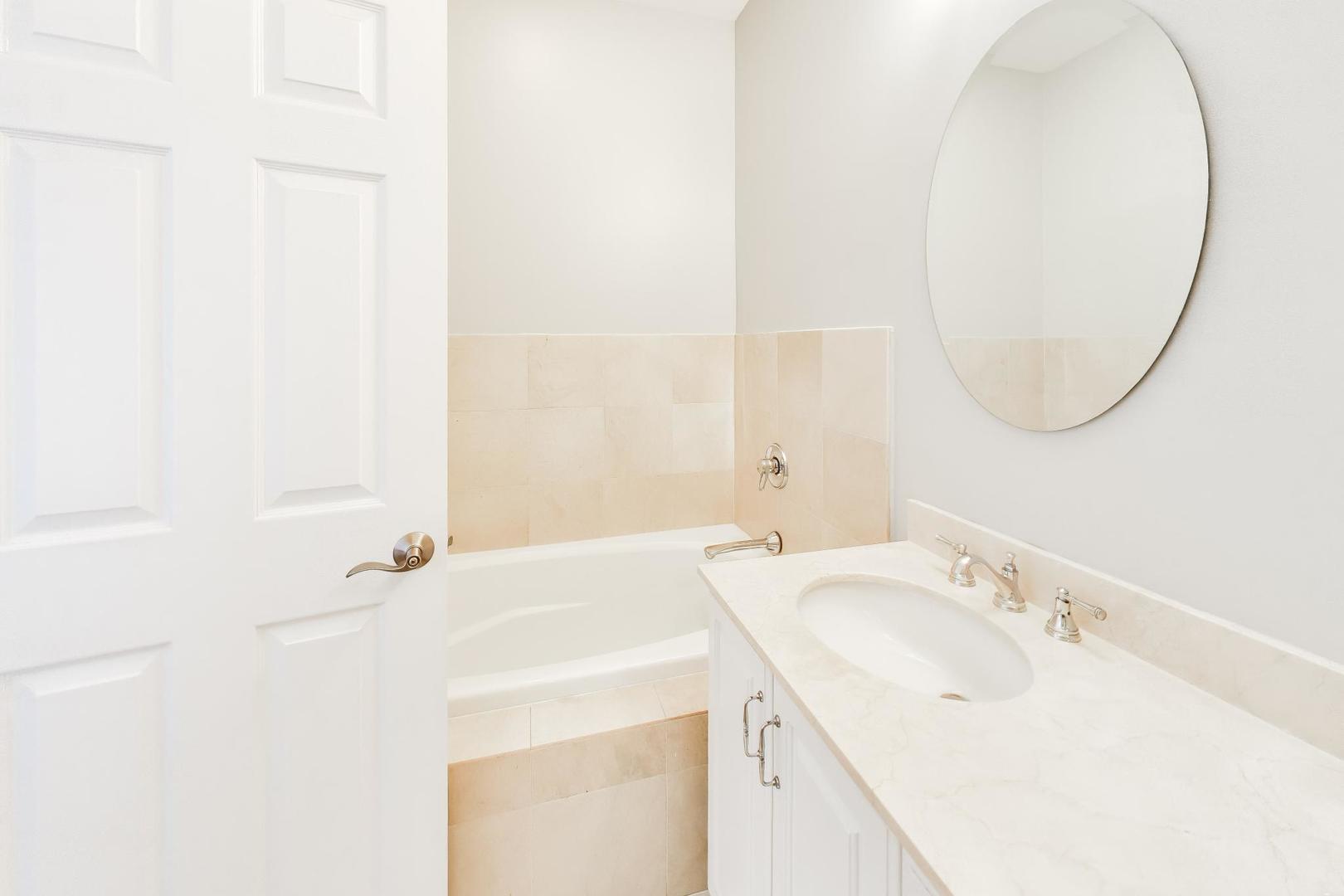 628 W Wrightwood Avenue 3w Property Photo 17