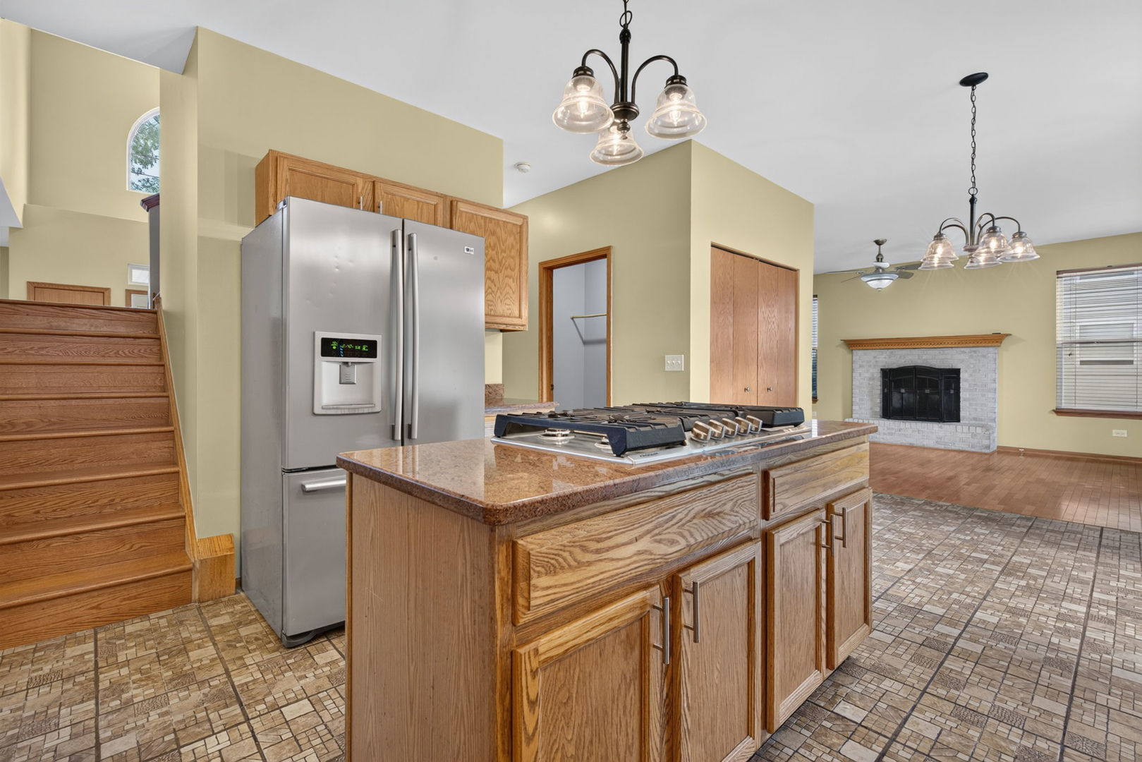 1913 Windstone Drive Property Photo 11