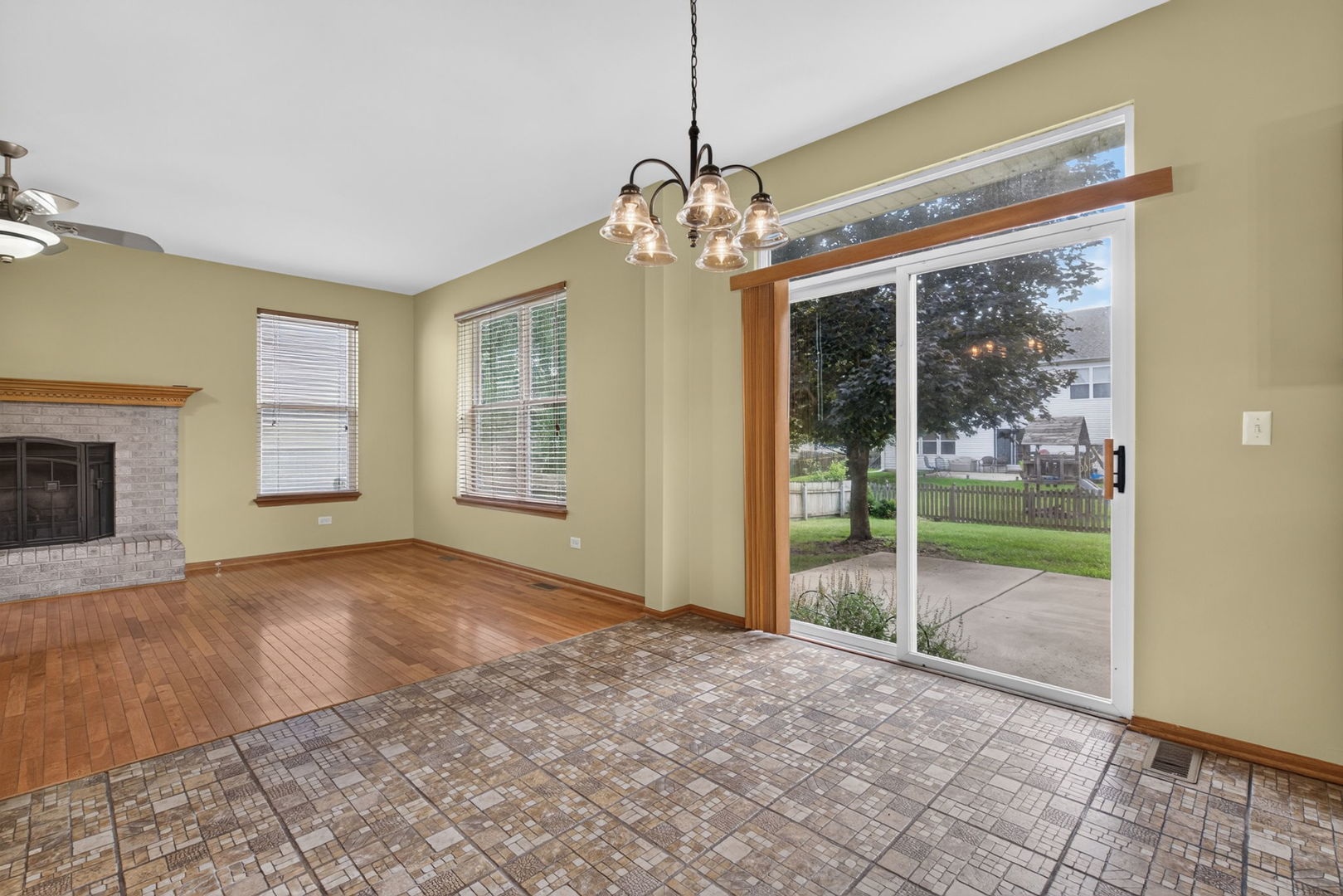 1913 Windstone Drive Property Photo 14