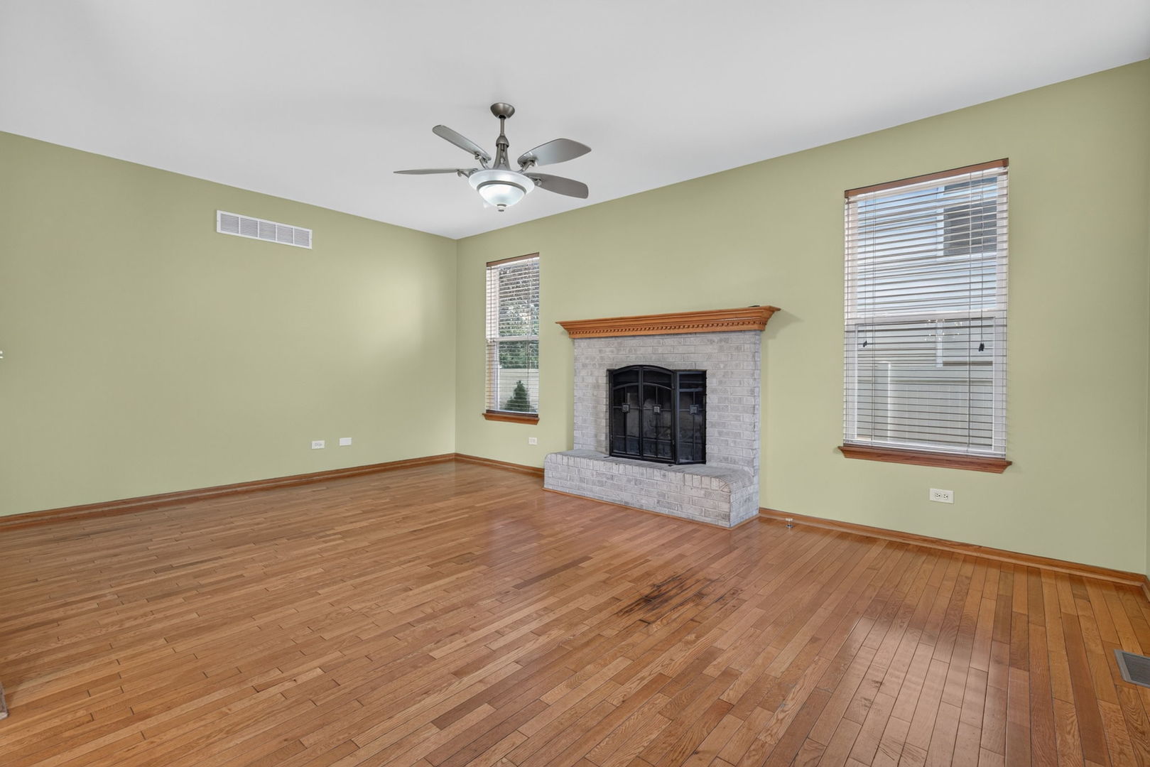 1913 Windstone Drive Property Photo 15
