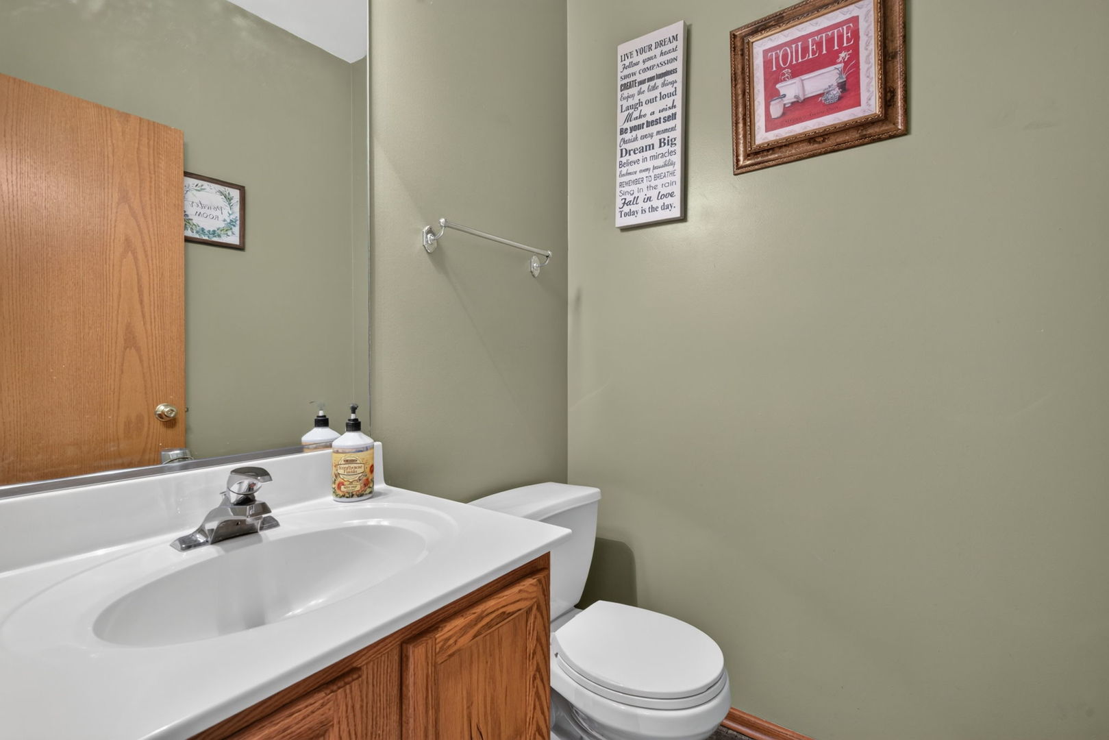 1913 Windstone Drive Property Photo 22