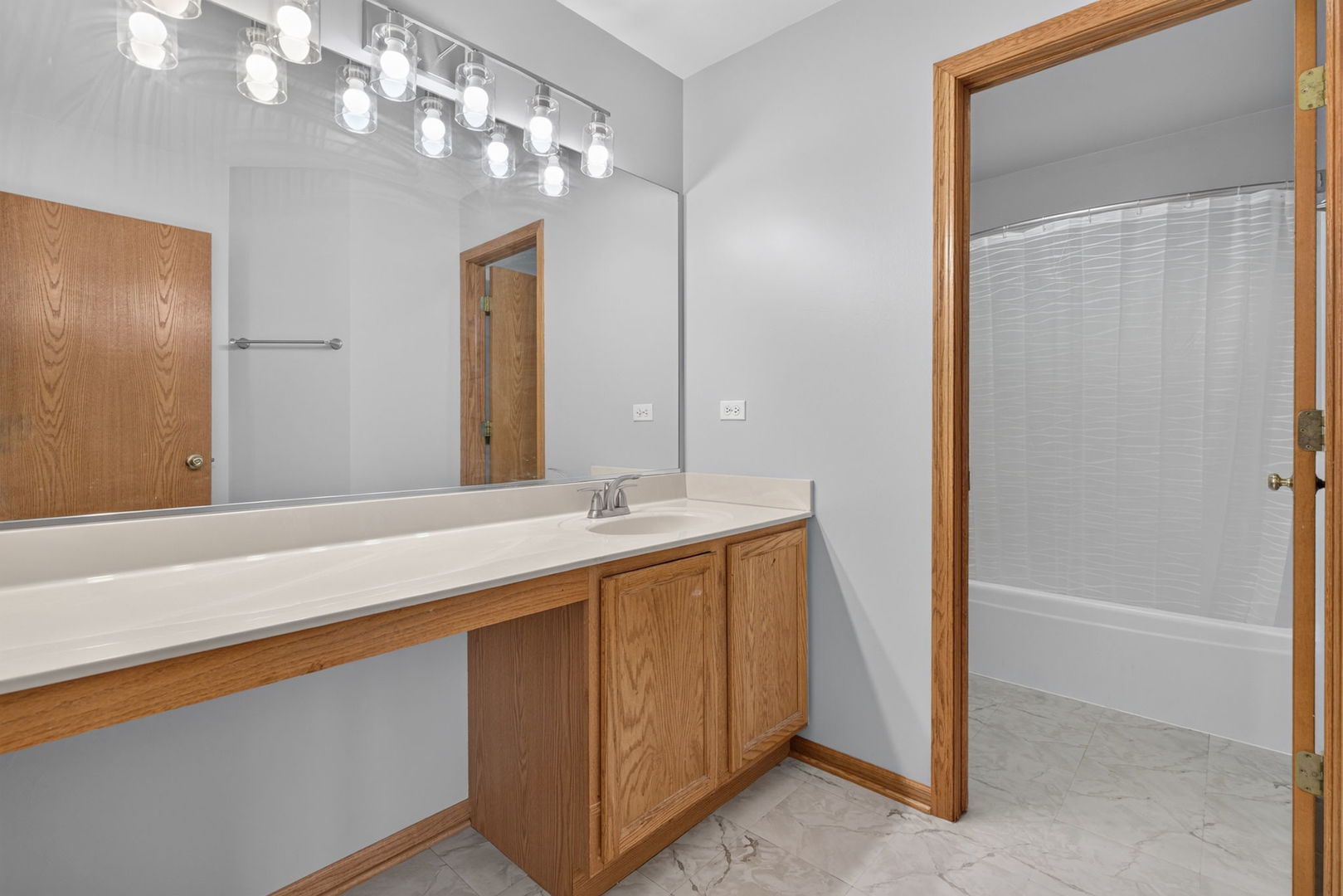 1913 Windstone Drive Property Photo 32