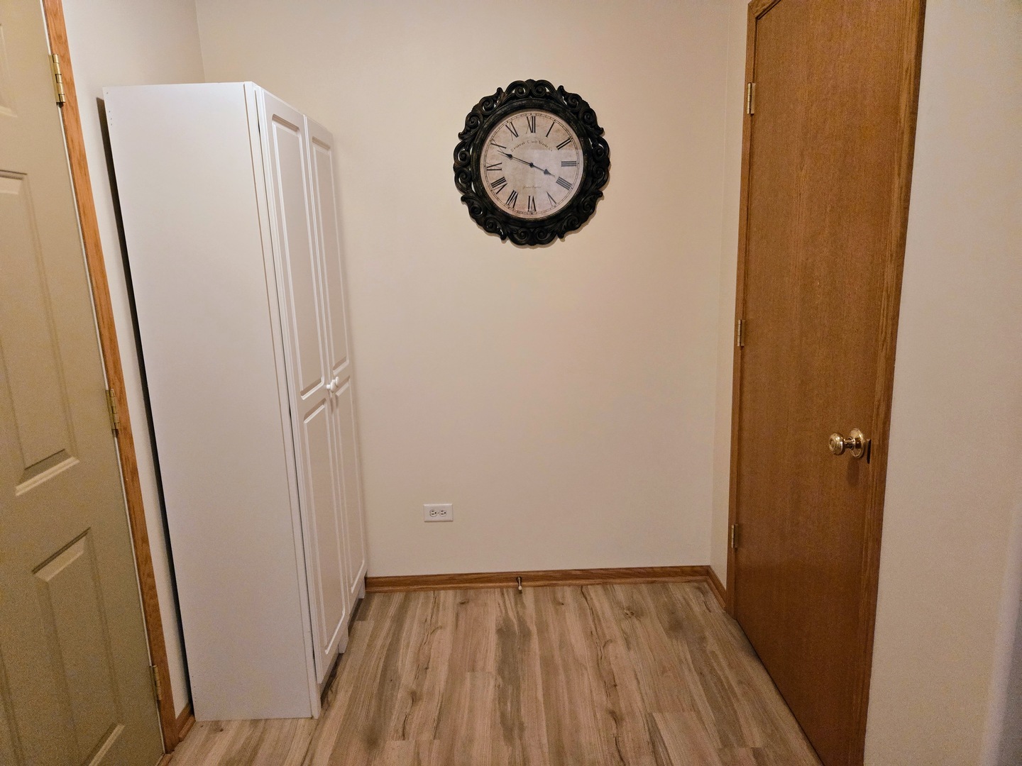963 Brown Drive Property Photo 4