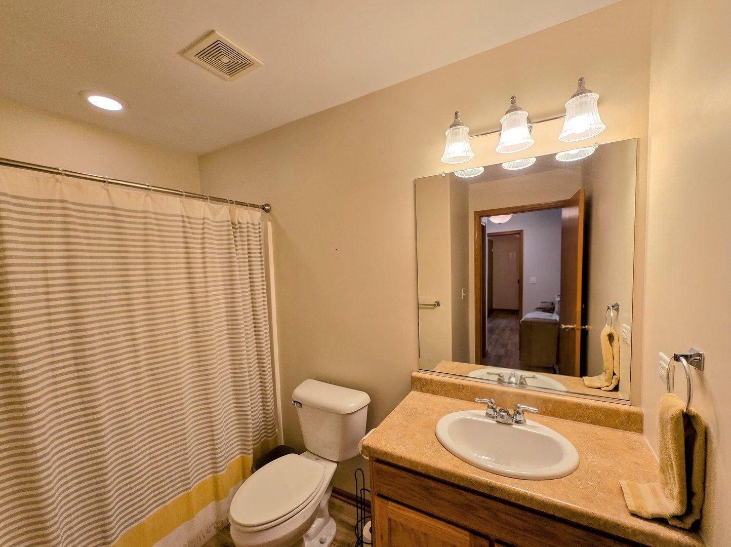 963 Brown Drive Property Photo 6