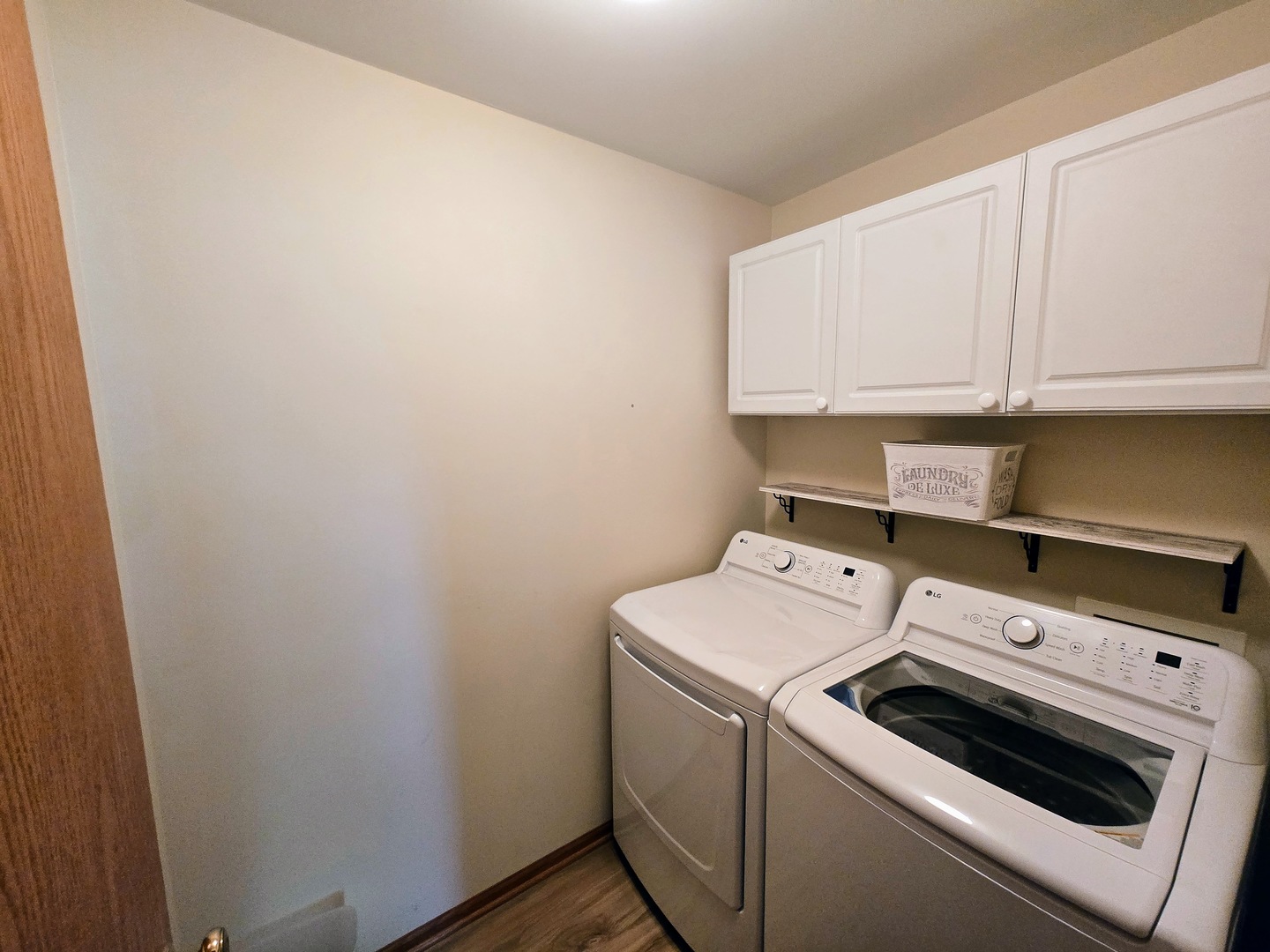 963 Brown Drive Property Photo 7