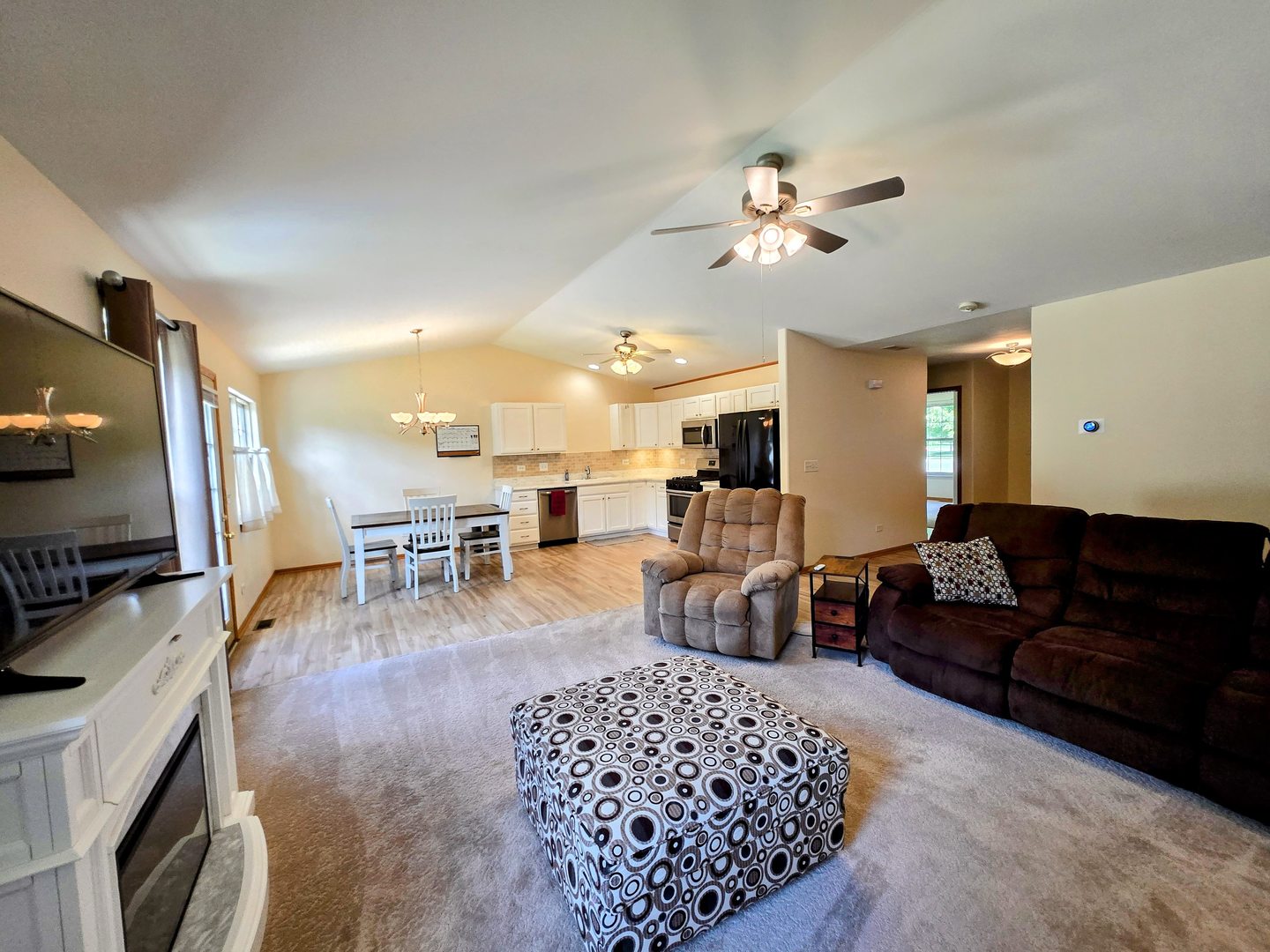 963 Brown Drive Property Photo 10