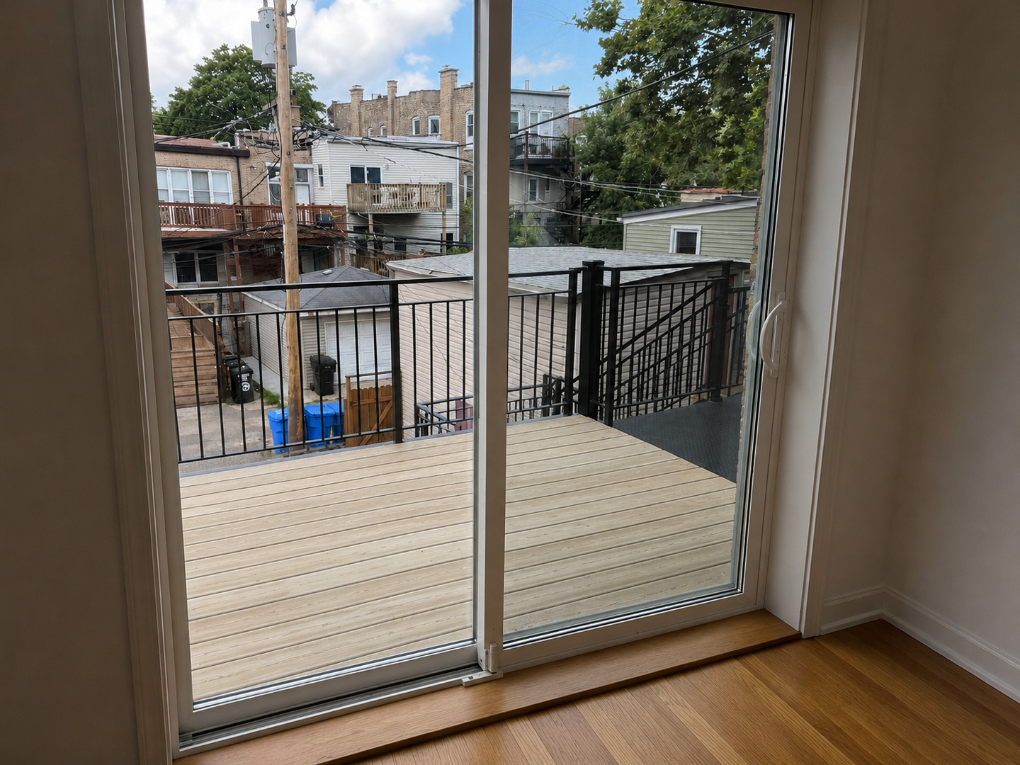 822 N Winchester Avenue 2r Property Photo 8