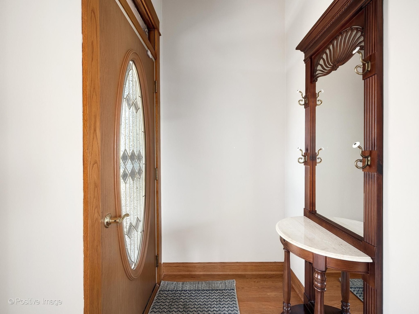 6427 27th Place Property Photo 3