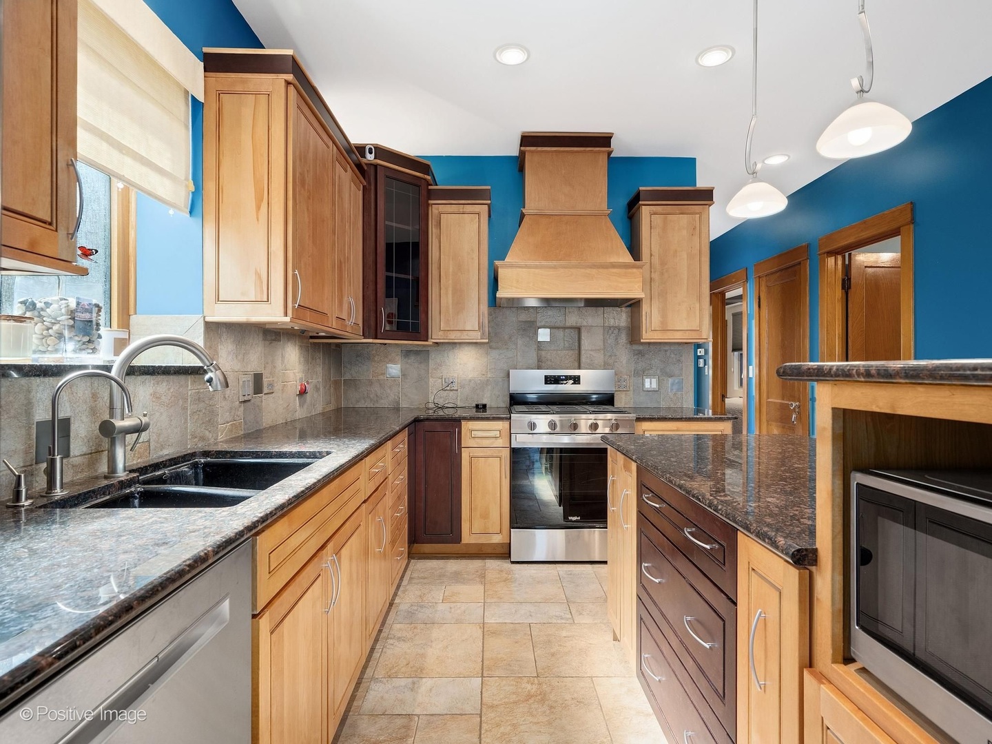 6427 27th Place Property Photo 10