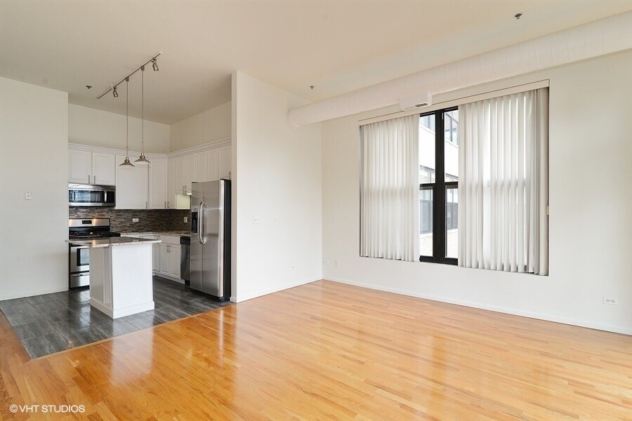 1516 S Wabash Avenue 803 Property Photo 4