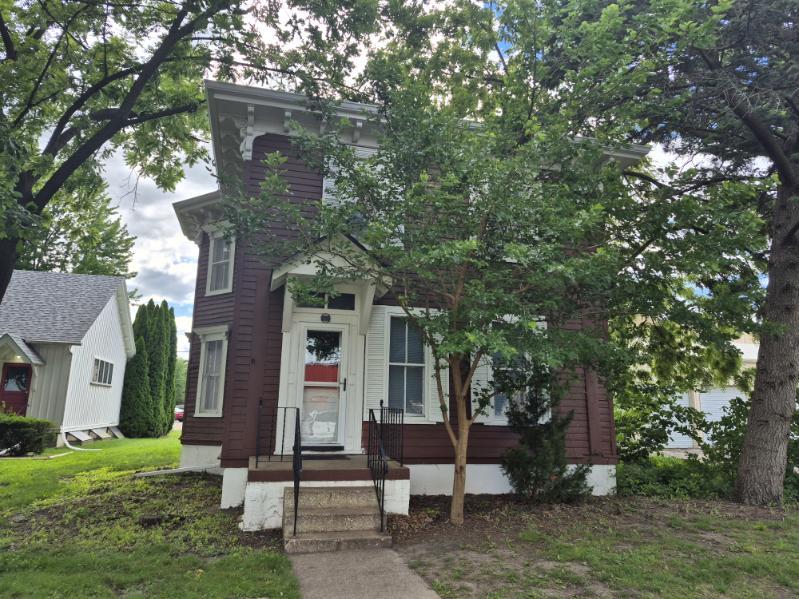117 S Chestnut Street Property Photo 1