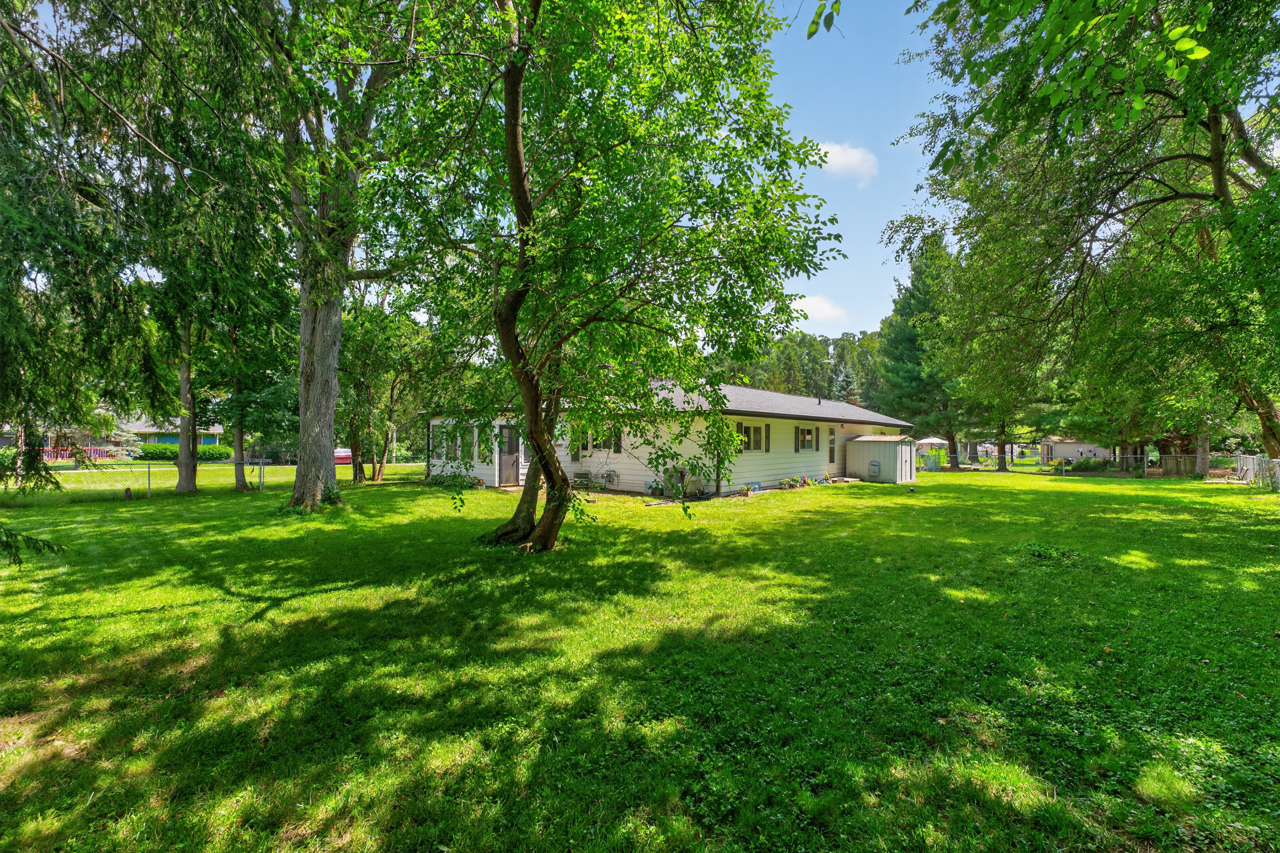 13776 Beaver Drive Property Photo 1