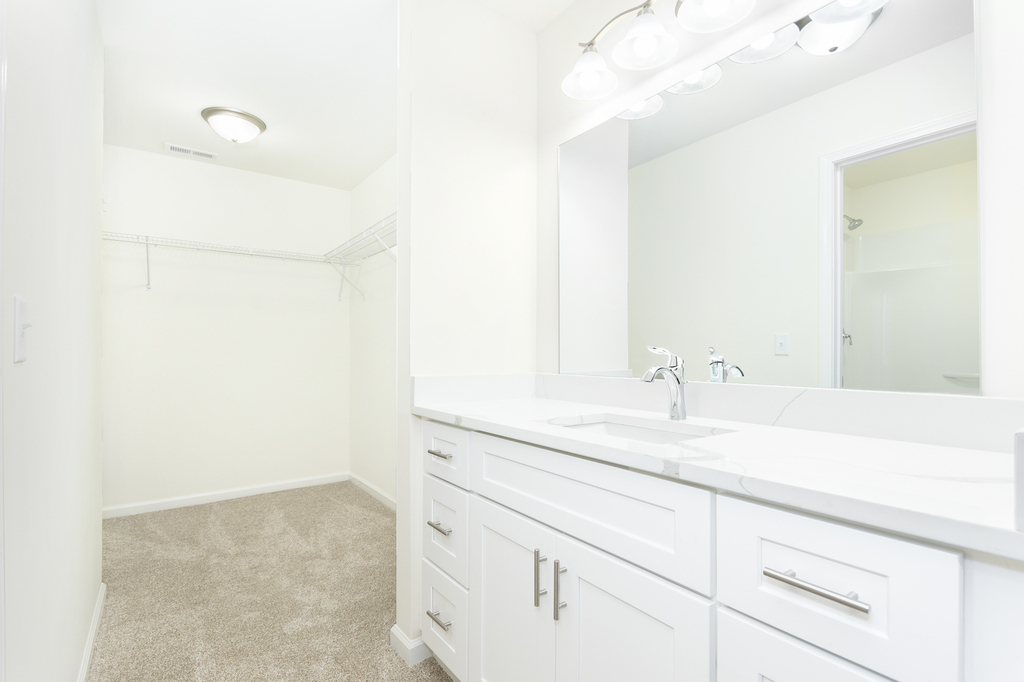 5510 Hearthside Drive Property Photo 13