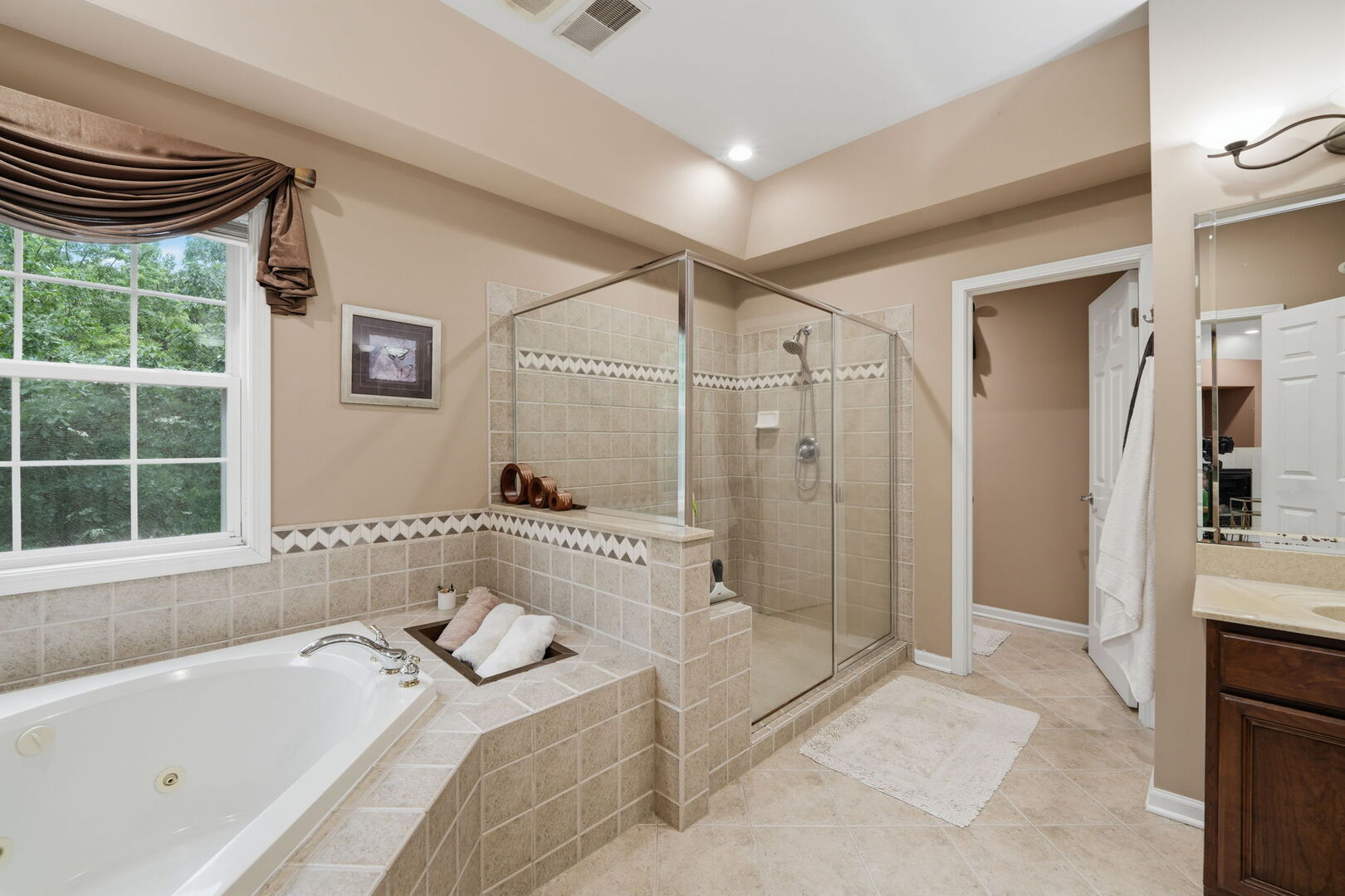 8000 Cripple Creek Drive Property Photo 32