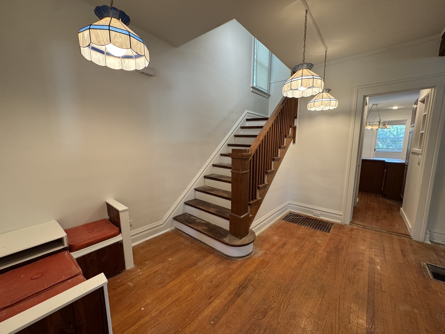 519 S Hale Street Property Photo 4