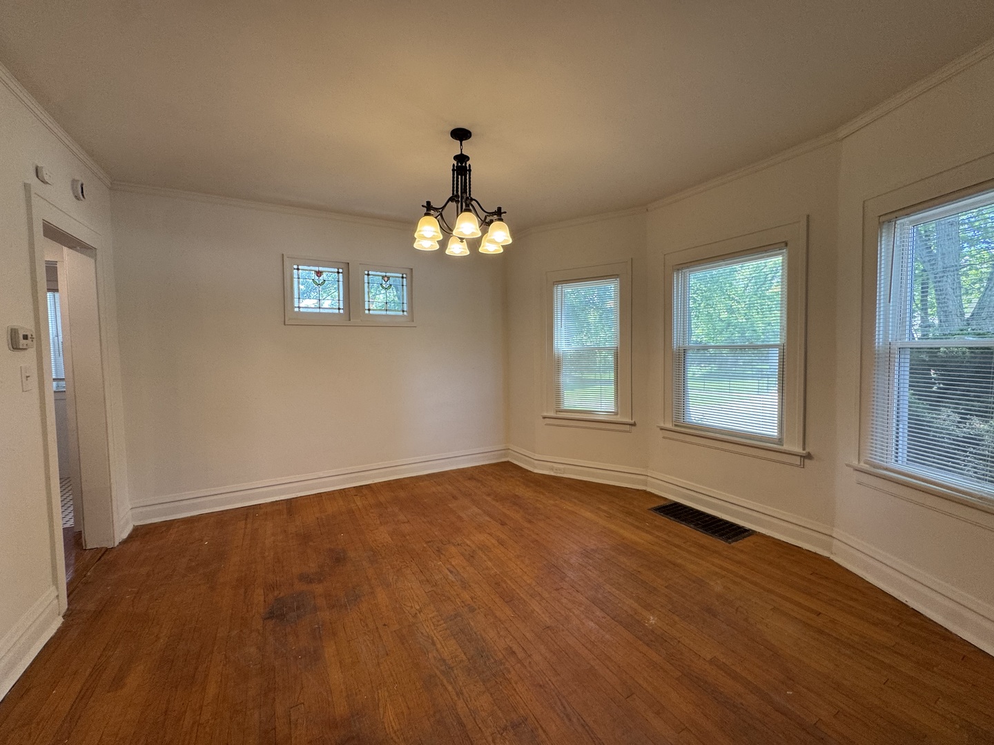 519 S Hale Street Property Photo 8