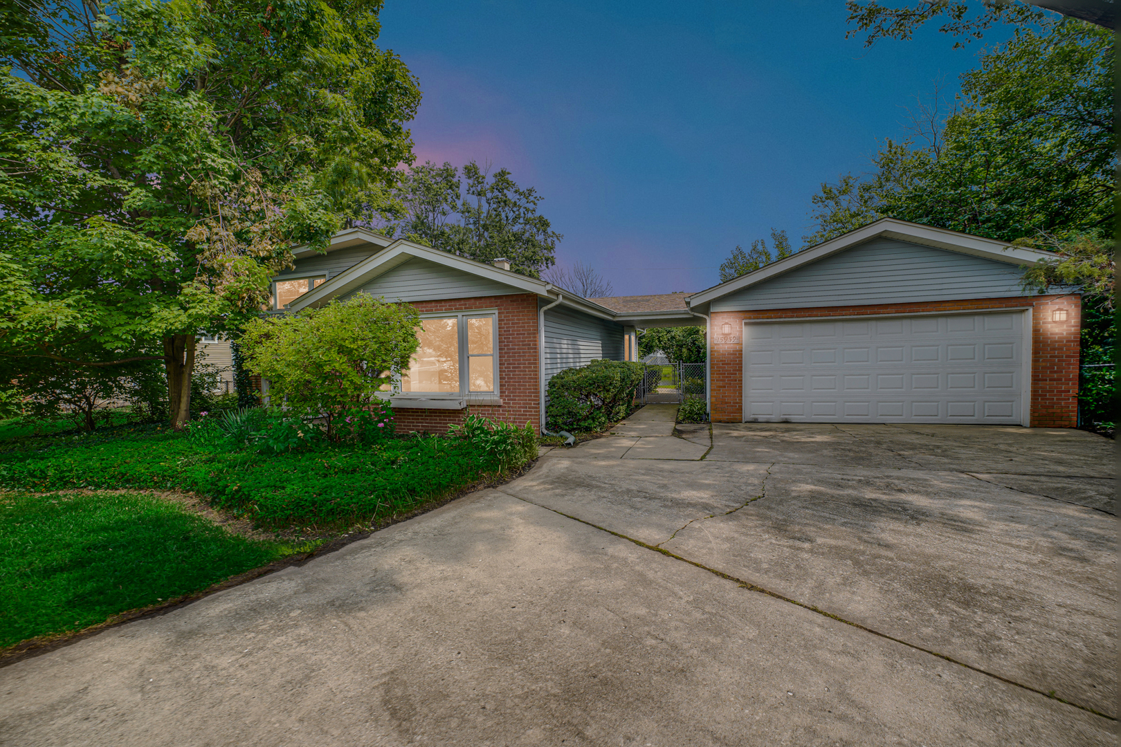 15959 Vera Court Property Photo 2