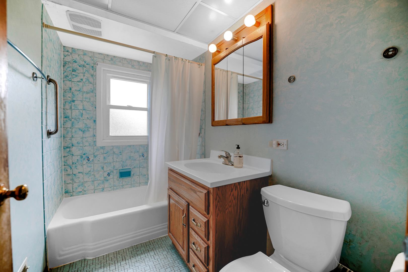 15959 Vera Court Property Photo 10