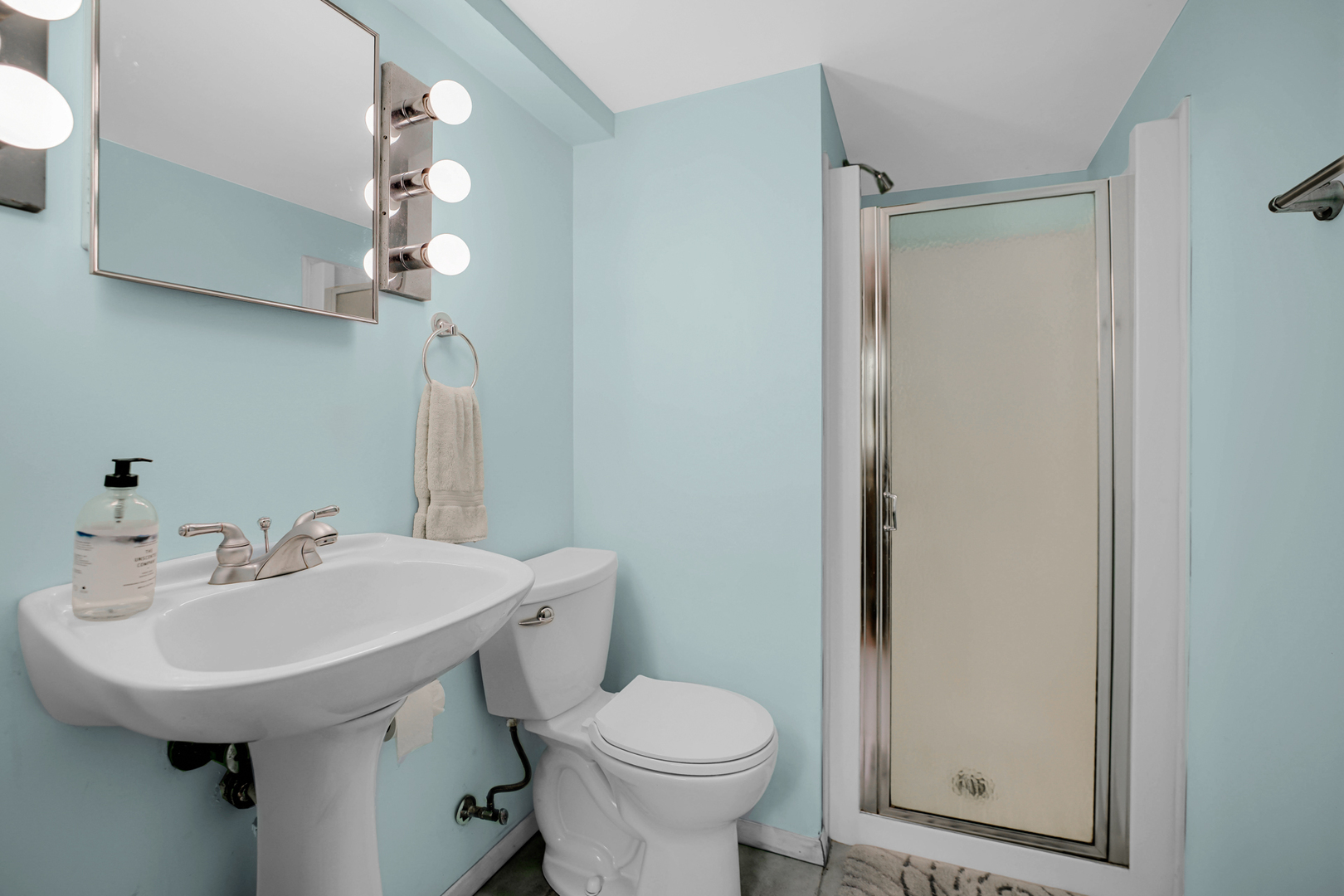 15959 Vera Court Property Photo 14