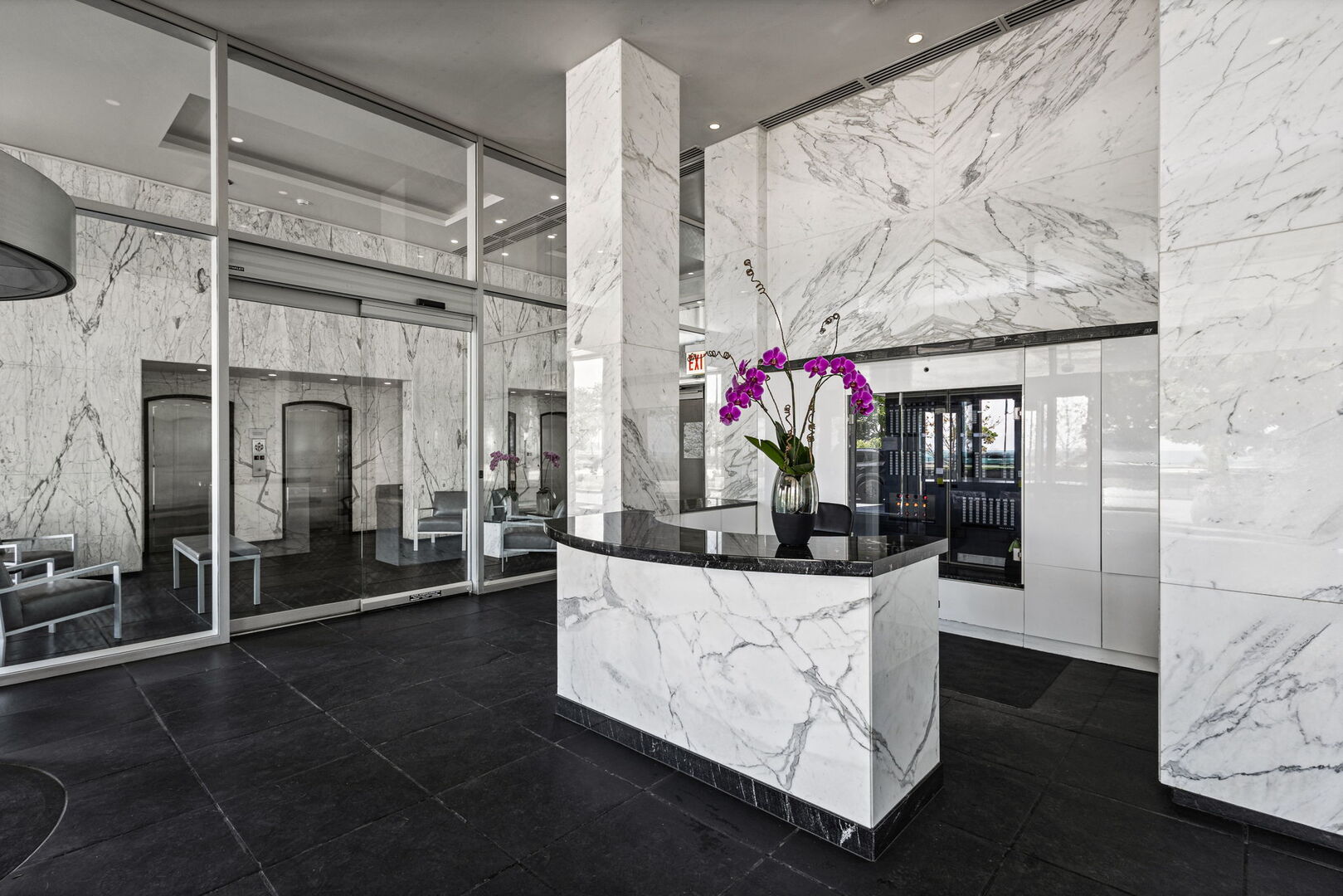 1300 N Lake Shore Drive 9a Property Photo 2