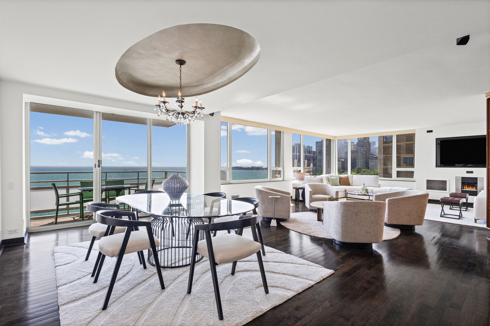 1300 N Lake Shore Drive 9a Property Photo 4