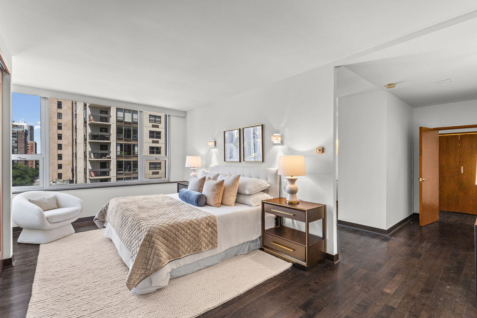 1300 N Lake Shore Drive 9a Property Photo 23