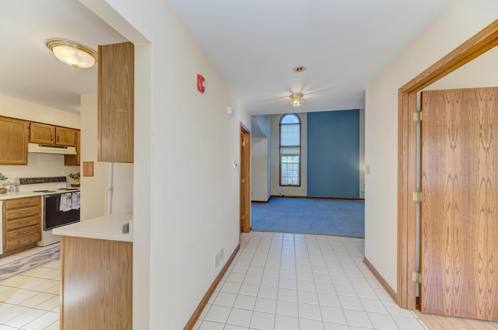 8593 Sandalwood Drive Property Photo 3