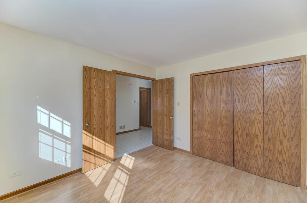 8593 Sandalwood Drive Property Photo 6