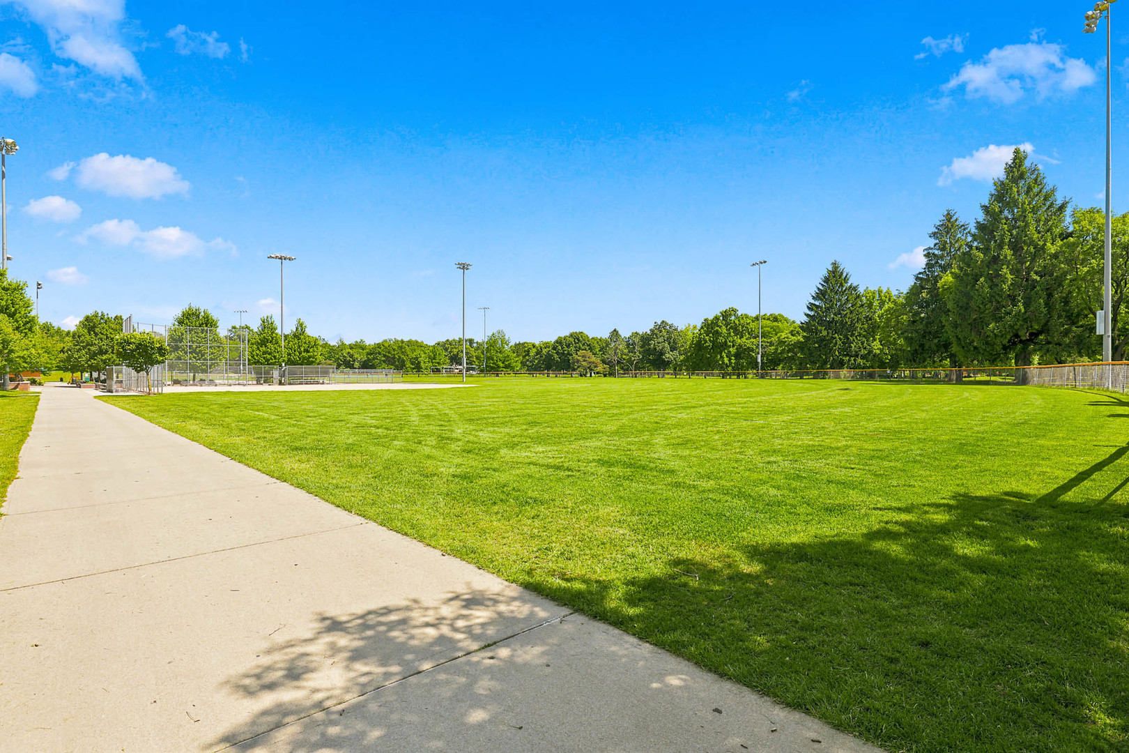 1140 68th Street Property Photo 54