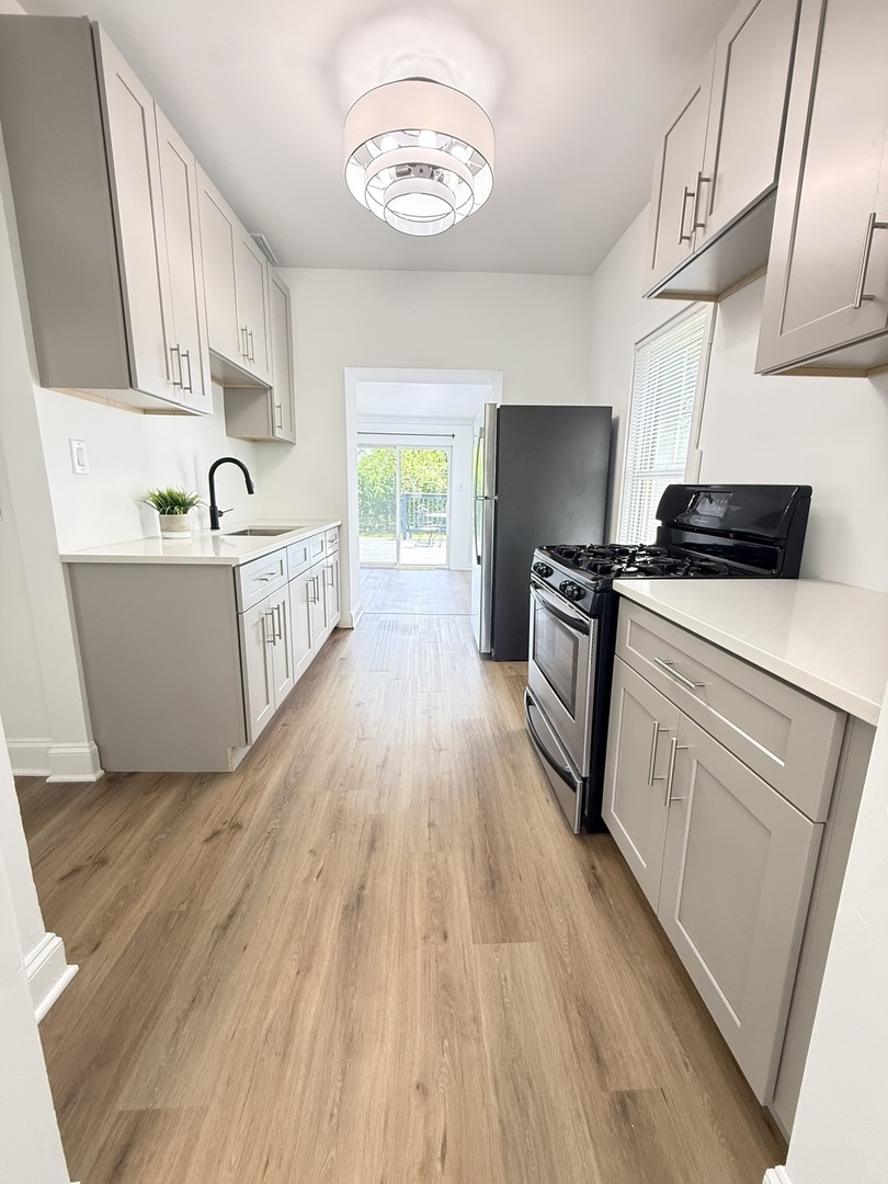 14607 Saint Louis Avenue Property Photo 11
