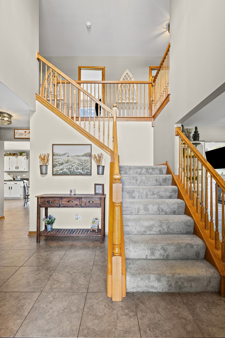 24427 Arrowhead Drive Property Photo 16