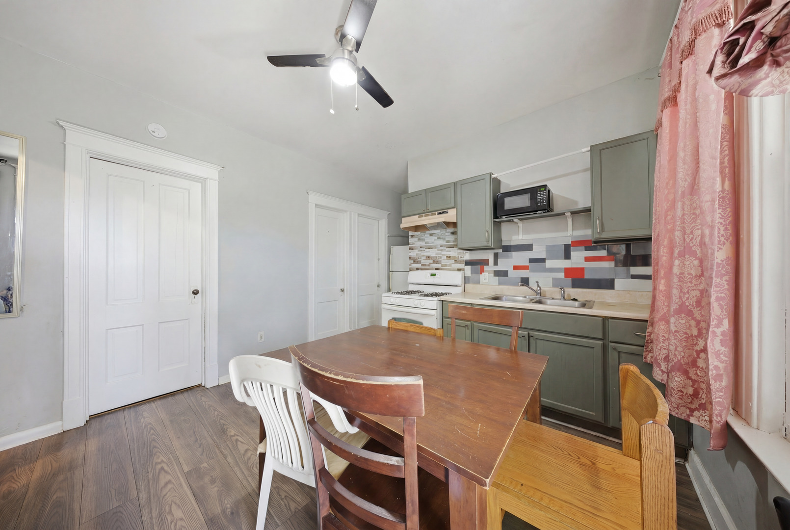 5043 W 25th Street Property Photo 7