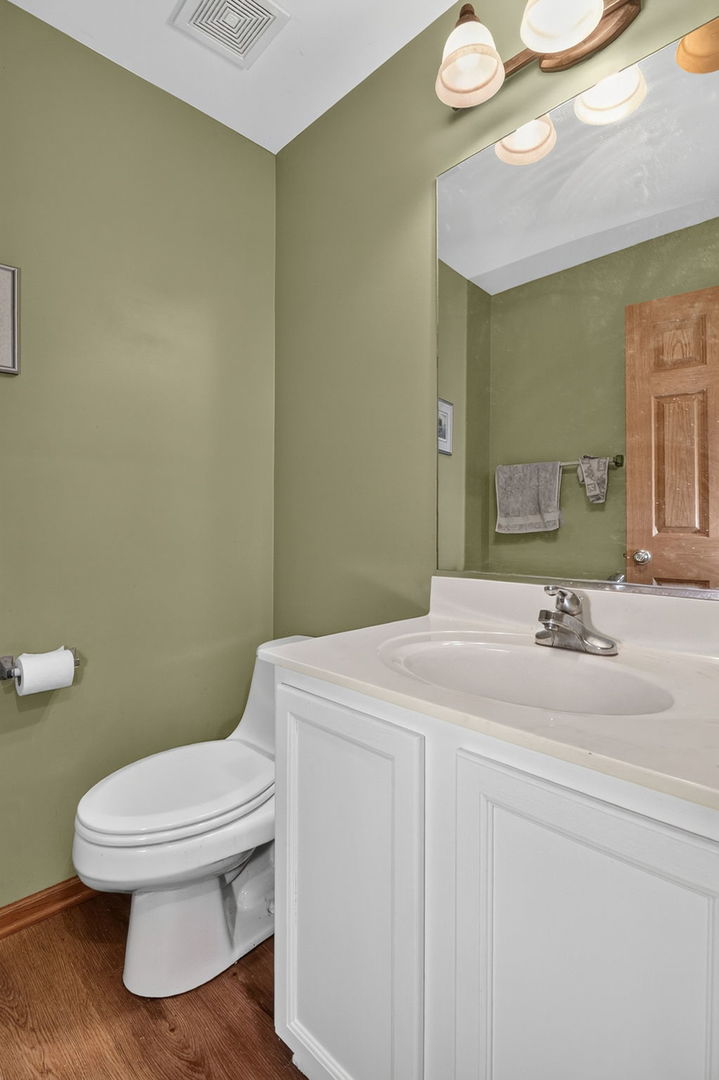 2120 Grand Pointe Trail Property Photo 14