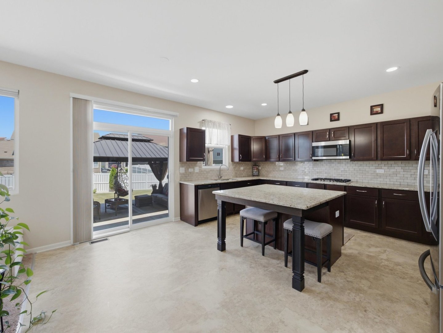 2236 Bilstone Drive Property Photo 10