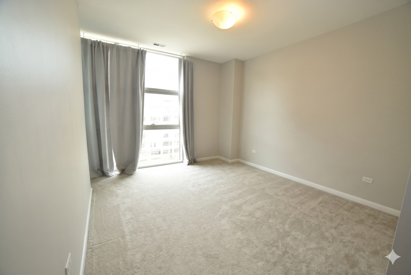 225 S Sangamon Street 701 Property Photo 7