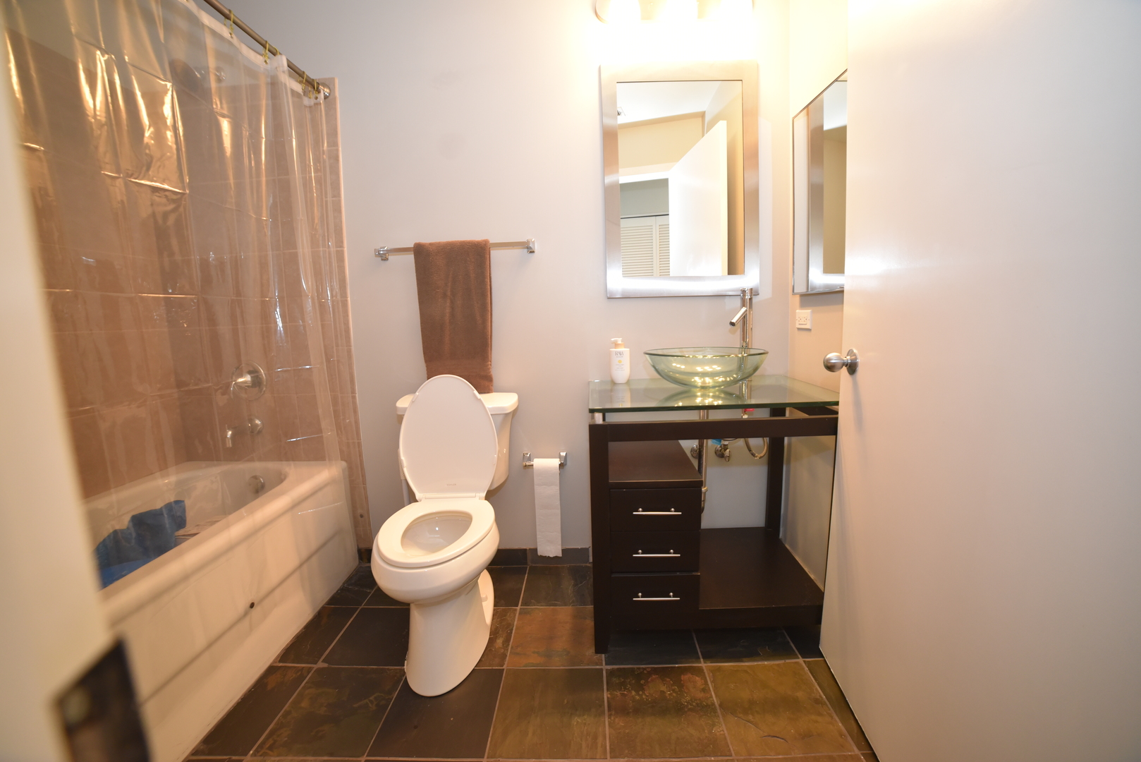 225 S Sangamon Street 701 Property Photo 10