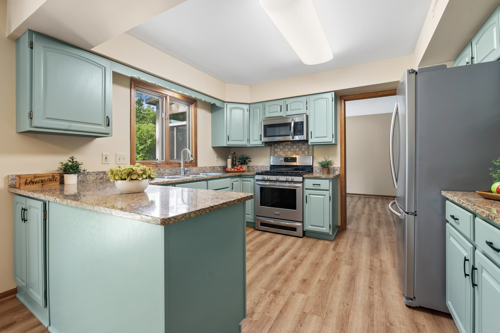 205 Whitaker Court Property Photo 8
