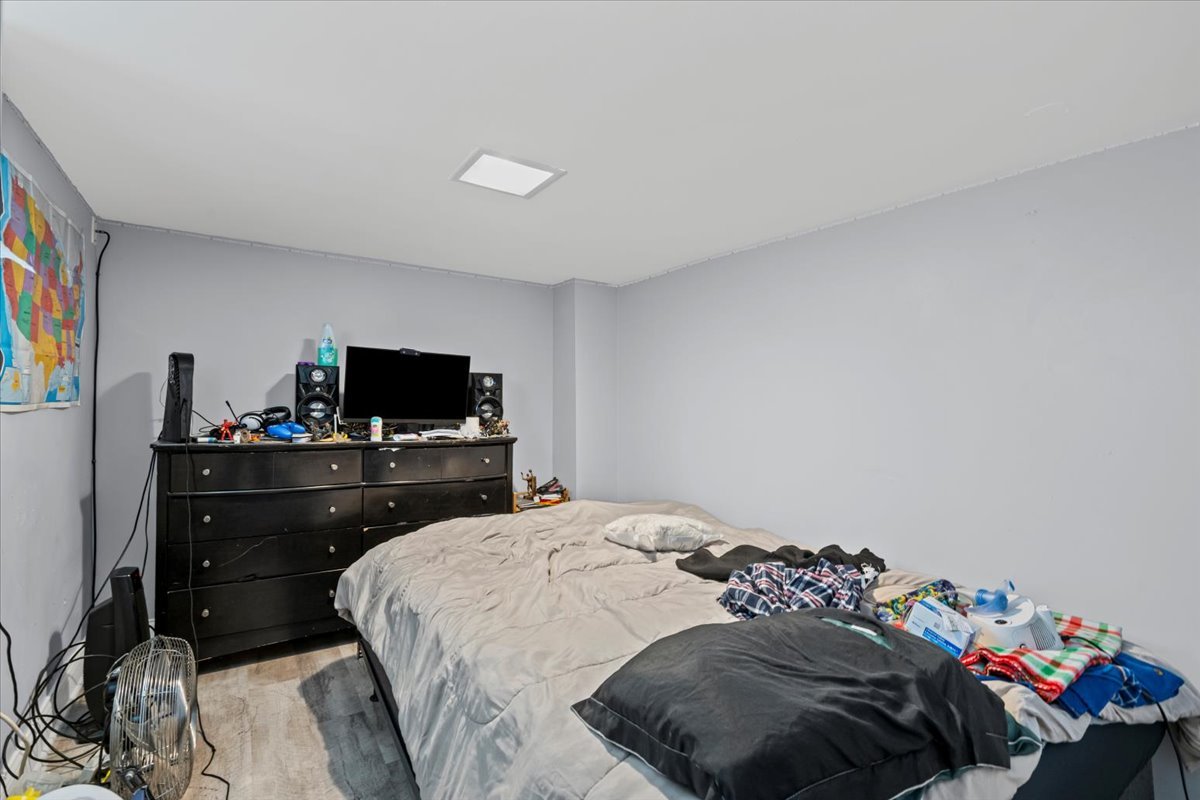 1024 W 103rd Street Property Photo 12