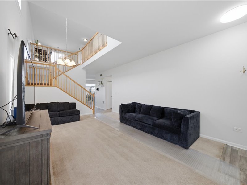 4201 Dillon Street Property Photo 6