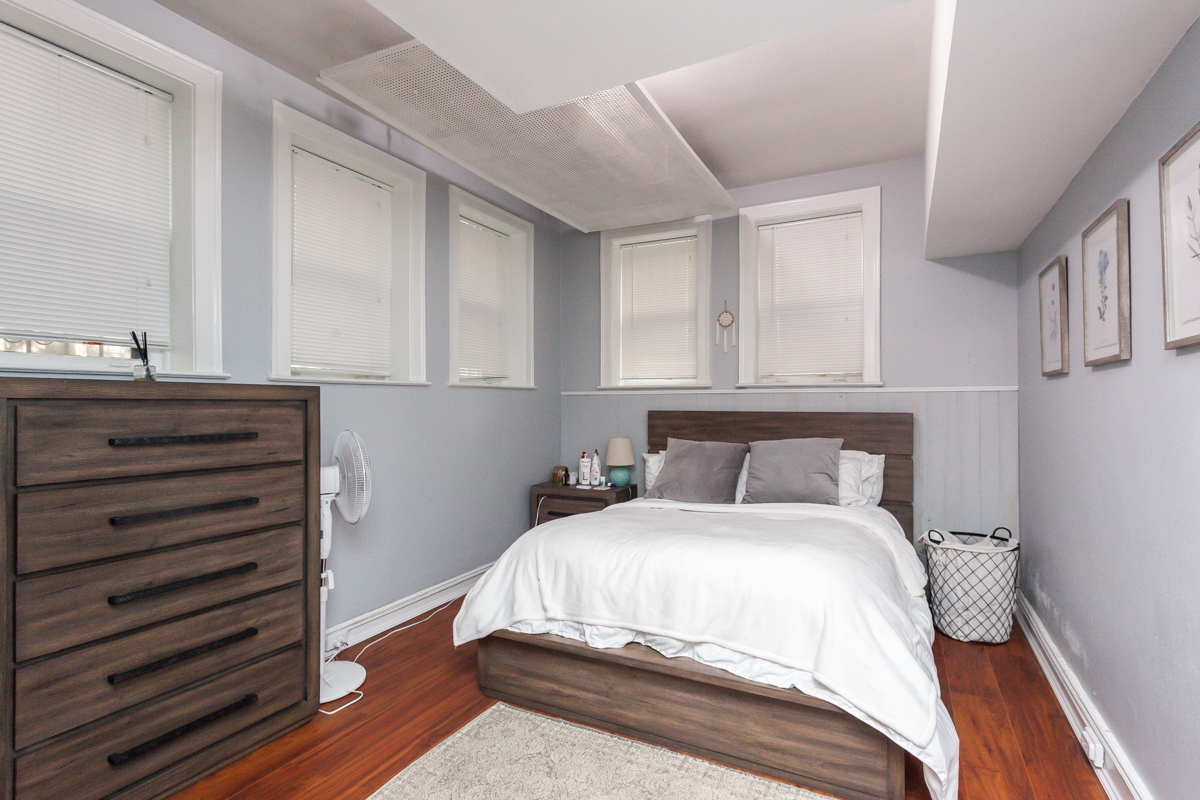 3608 N Pine Grove Avenue B7 Property Photo 6