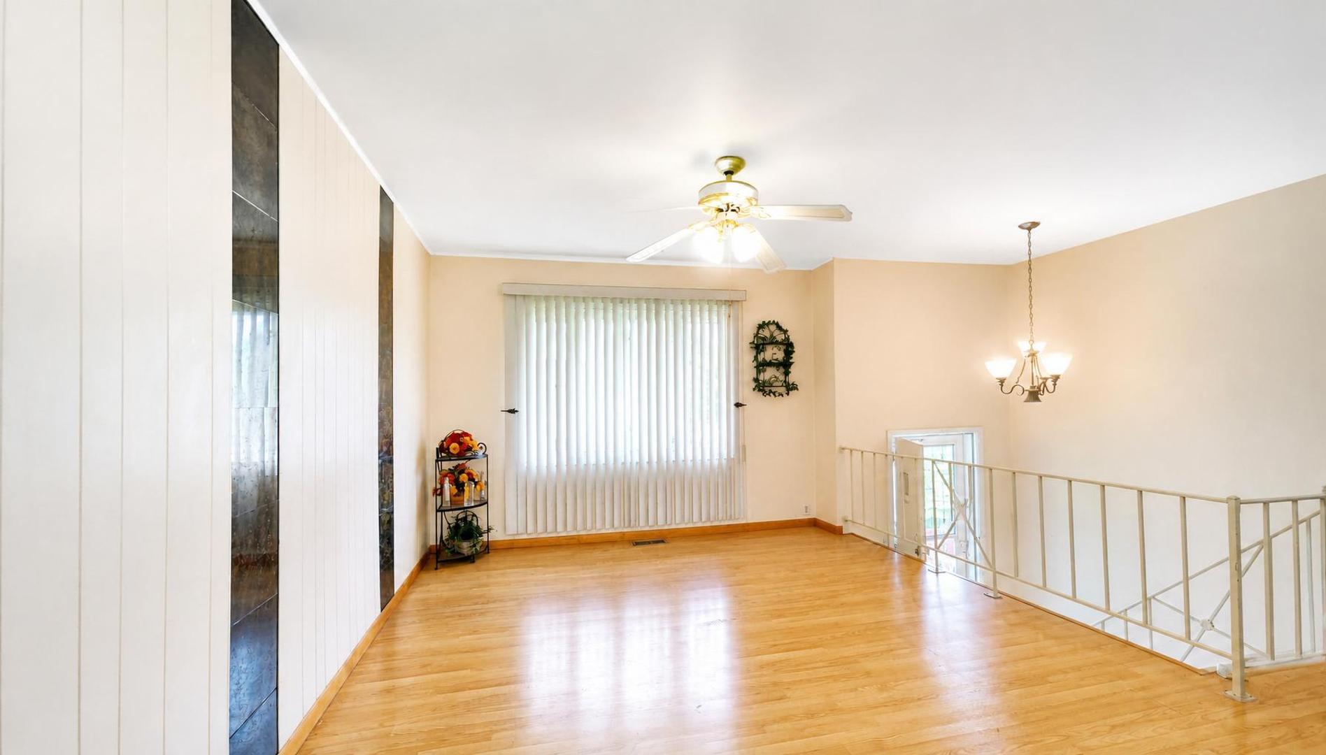 418 Arnold Avenue Property Photo 2