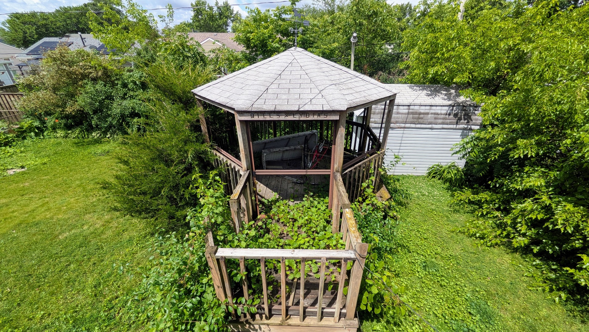 418 Arnold Avenue Property Photo 12