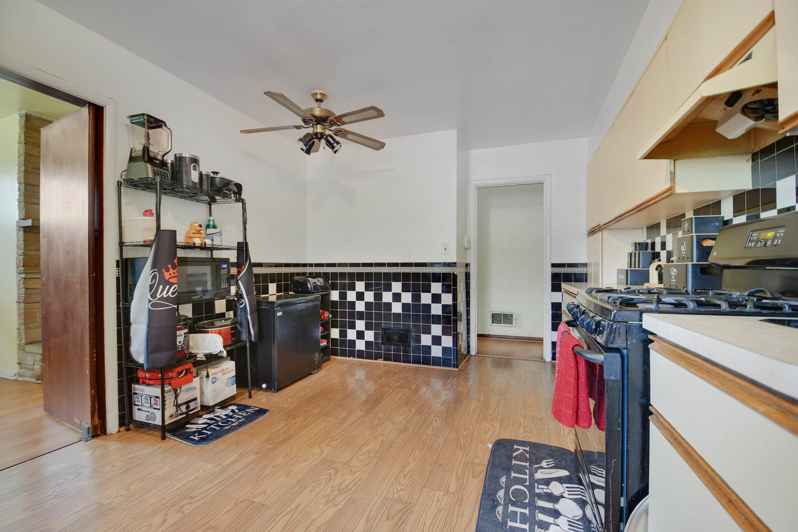 124 Sawyer Avenue Property Photo 9