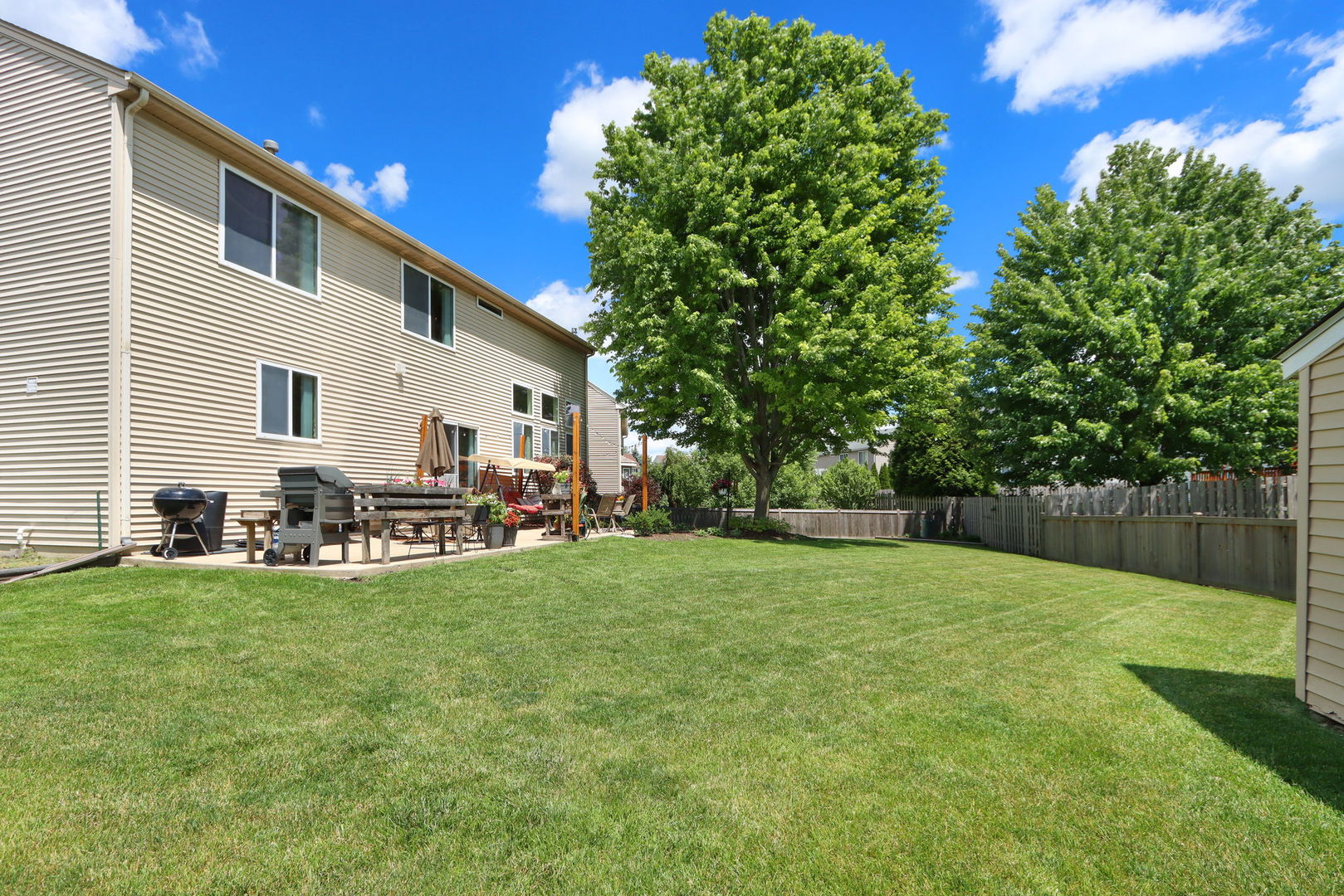 992 Curran Place Property Photo 30