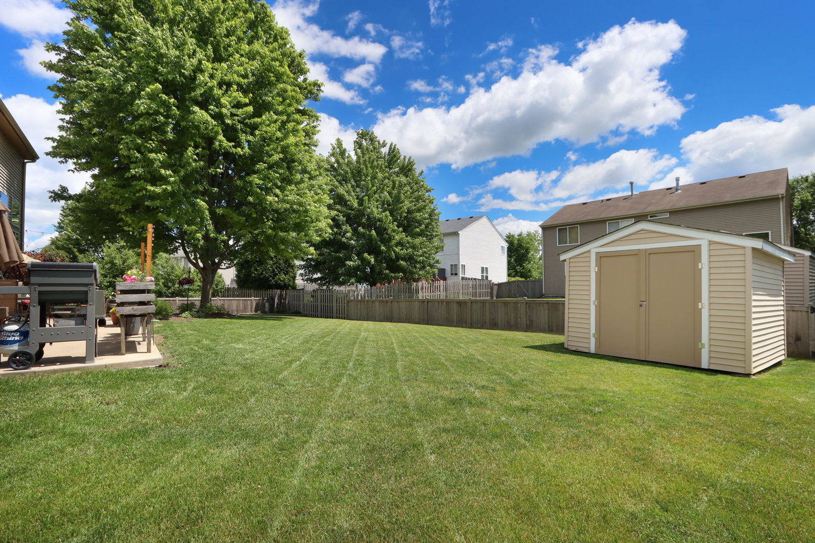 992 Curran Place Property Photo 31