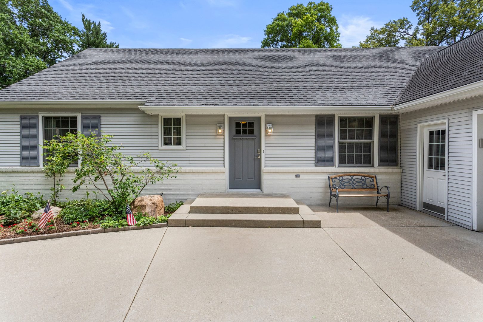 1712 Lincoln Road Property Photo 4