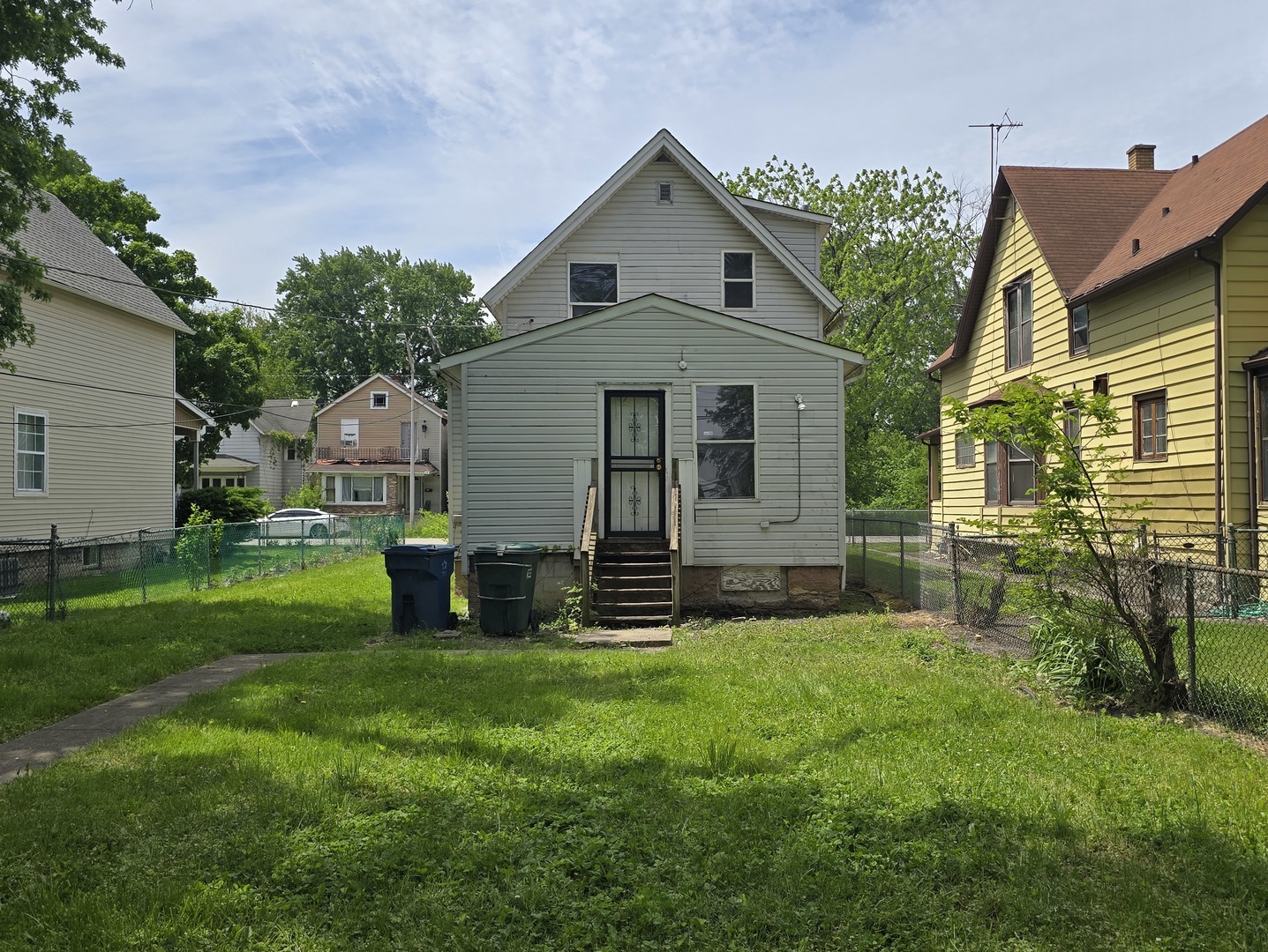 15213 Turlington Avenue Property Photo 14