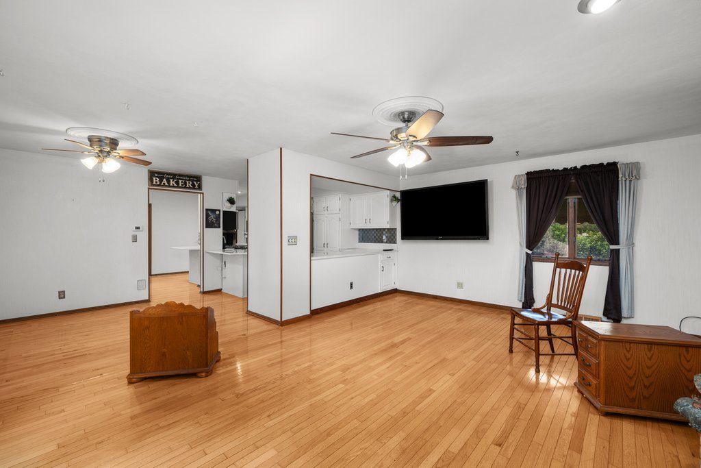 1424 11th Street A Property Photo 29